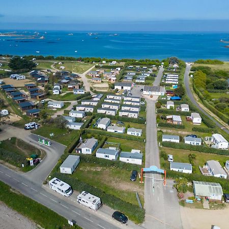 Mobil Home Xxl 4 Chambres - Camping La Pointe De 罗斯科夫 外观 照片