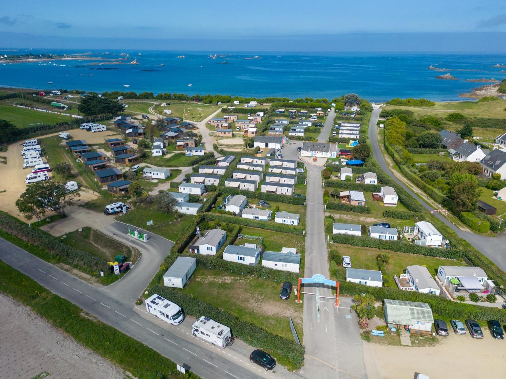 Mobil Home Xxl 4 Chambres - Camping La Pointe De 罗斯科夫 外观 照片